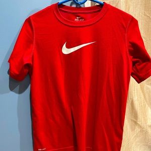 Short sleeve Dri-Fit Nike t-shirt